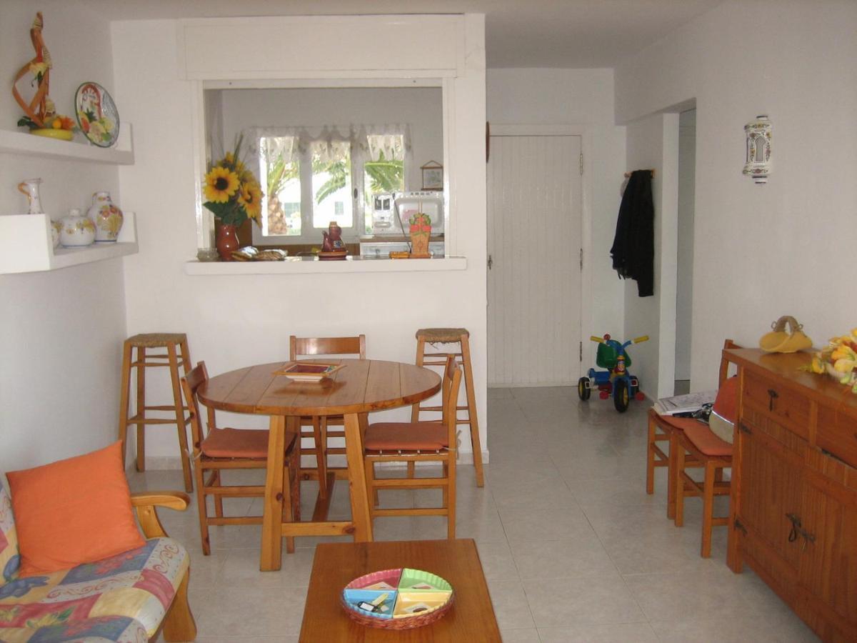 Precioso Apartamento Al Lado De Bonita Cala Ciutadella  Bagian luar foto