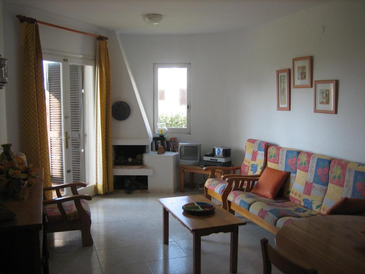 Precioso Apartamento Al Lado De Bonita Cala Ciutadella  Bagian luar foto